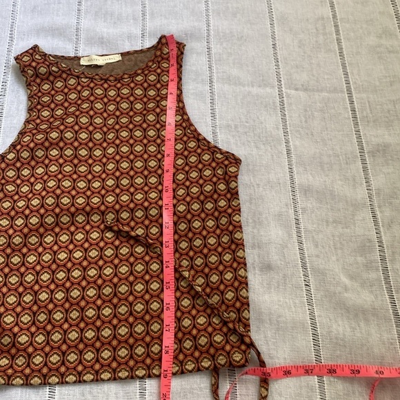 Gilded Intent open back sleeveless top. - Picture 9 of 11